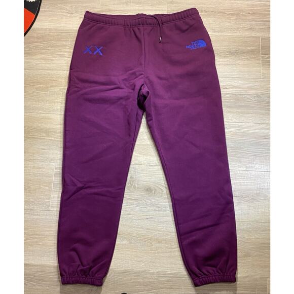 NWT The North Face Kaws Joggers Sweatpants Mens Sz XL Pamploma Purple Pants - Picture 7 of 8